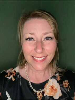 Meet your Posher, Dayna